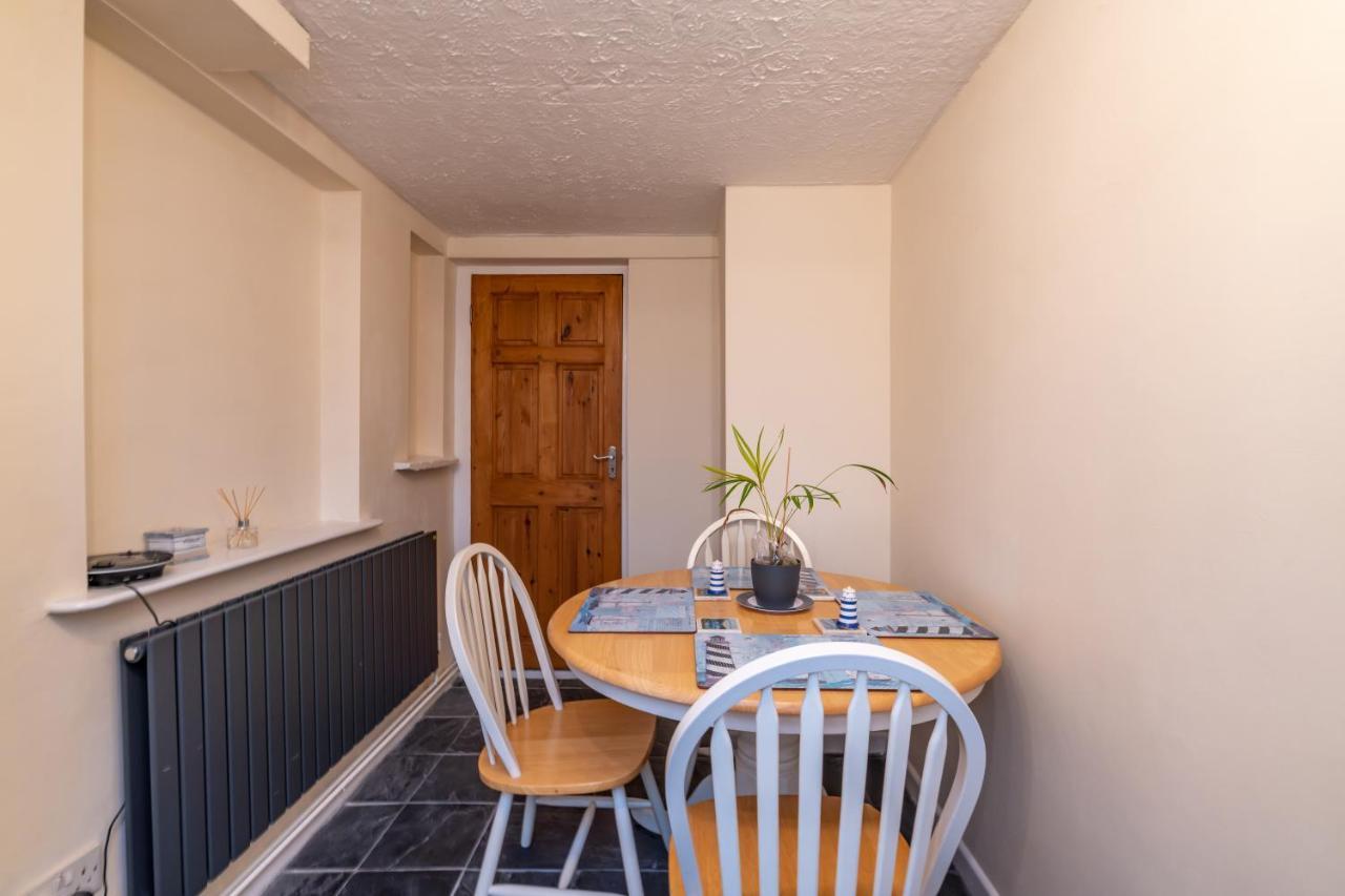 Looe Self Catering Apartment Luaran gambar
