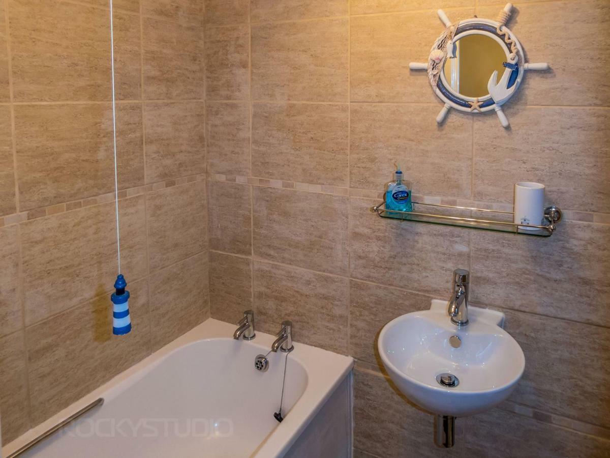 Looe Self Catering Apartment Luaran gambar